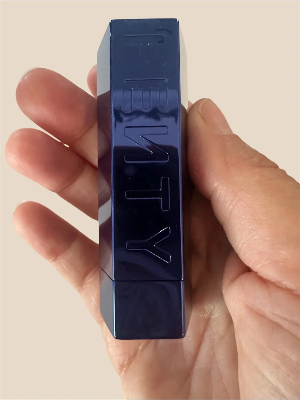 FENTY BEAUTY Vibrant Pink Lipstick - Miss Candy Venom